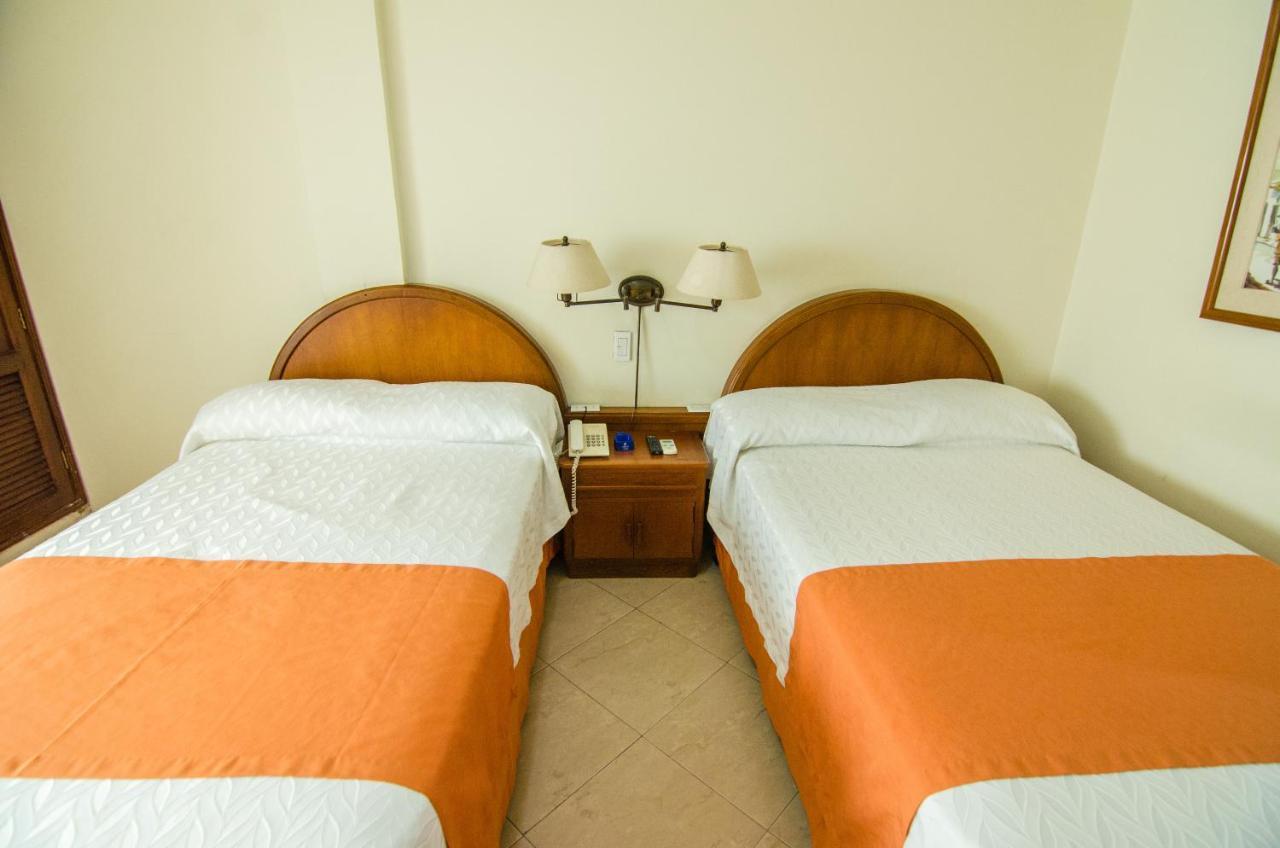 Hotel Majestic Barranquilla  Esterno foto